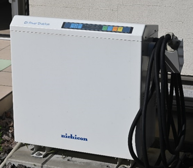 EV充放電機の例